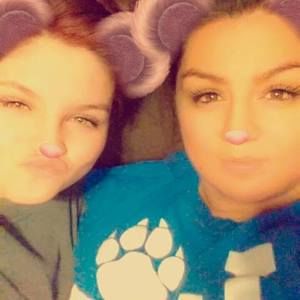 Meet your Posher, Isela